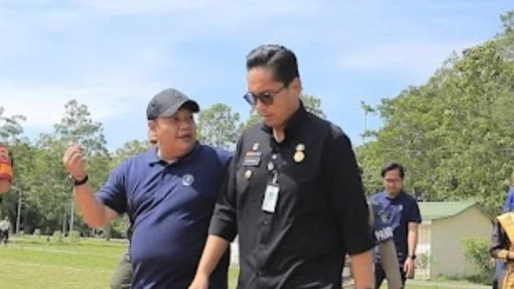 Kedekatan Sekretaris Dinas Pendidikan Kota Medan dengan Walikota Medan Rico Waas Disebut-sebut Akan Menjadi Kepala Dinas Pendidikan Kota Medan Menggantikan Benny Sinomba Siregar