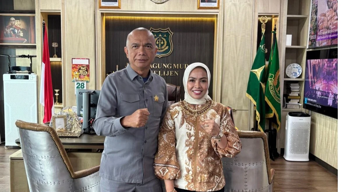 Manuver ke Jam Intel, Bupati Labuhabatu Dinilai Sepelekan Kejati dan Kejari